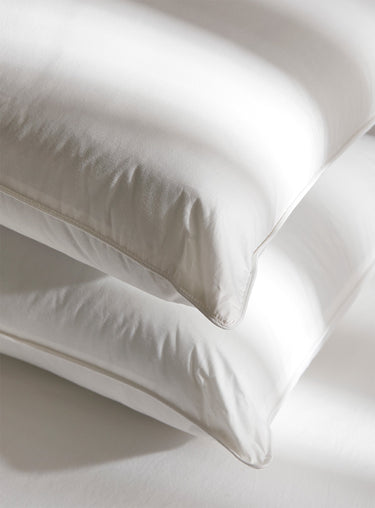 Sonatine pillow